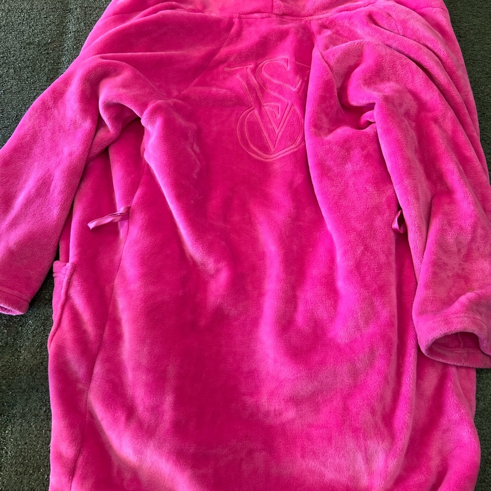Victoria's Secret Fuchsia Plush shower robe.